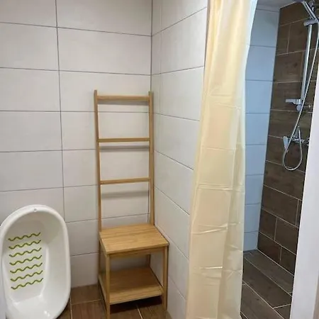 Roubenka Vyletni Chalet *